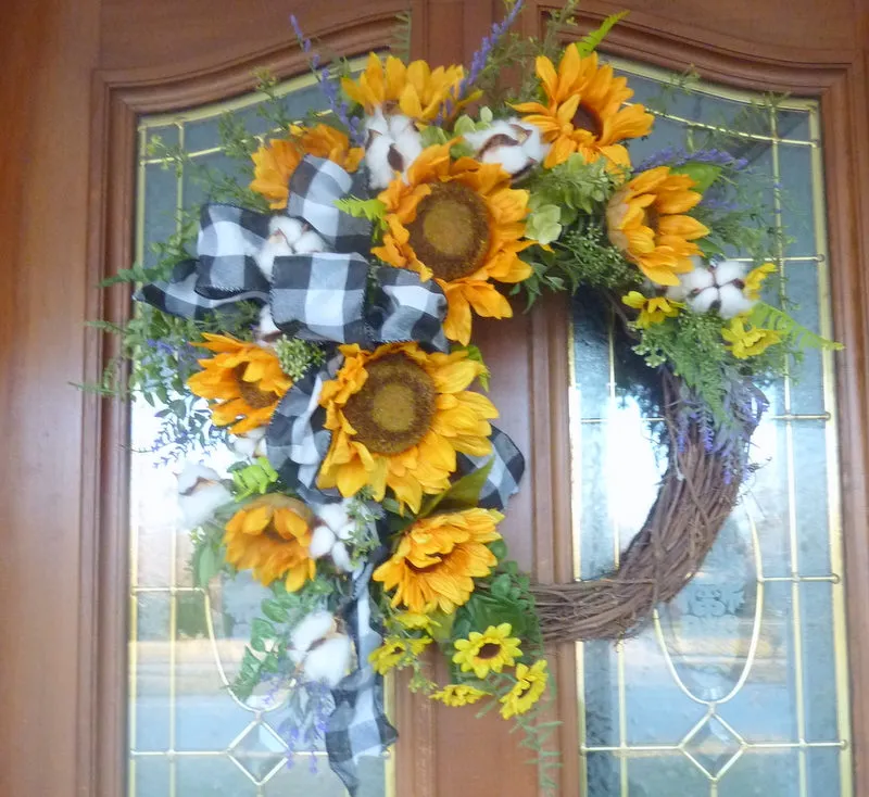 Sunflower Farmhouse wreaths, front door wreath